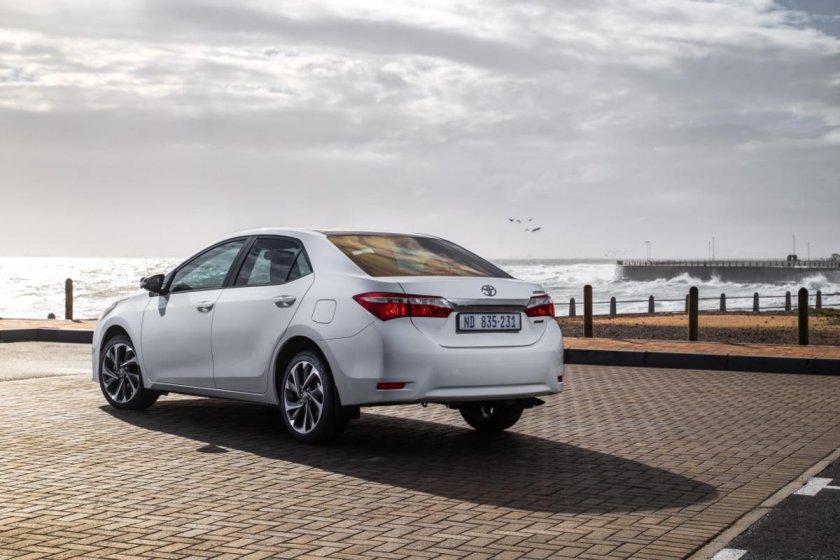 Тойота Королла 2018 года