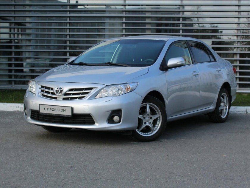 Тойота Королла 2010 автомат