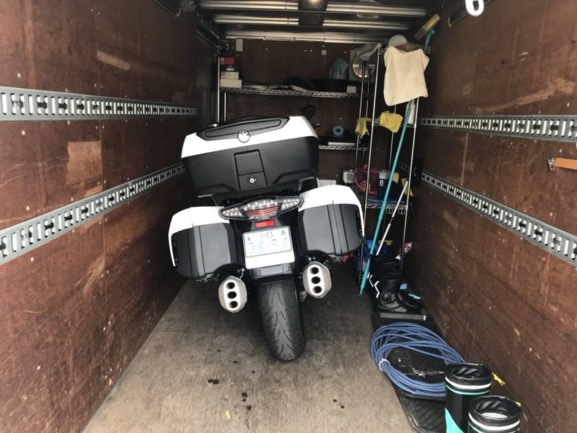 Гараж для мотоцикла