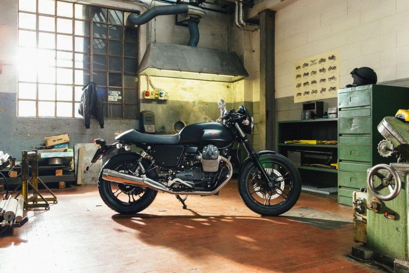 Moto Guzzi v7 Custom