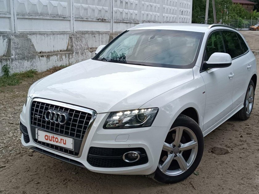 Audi q5 White