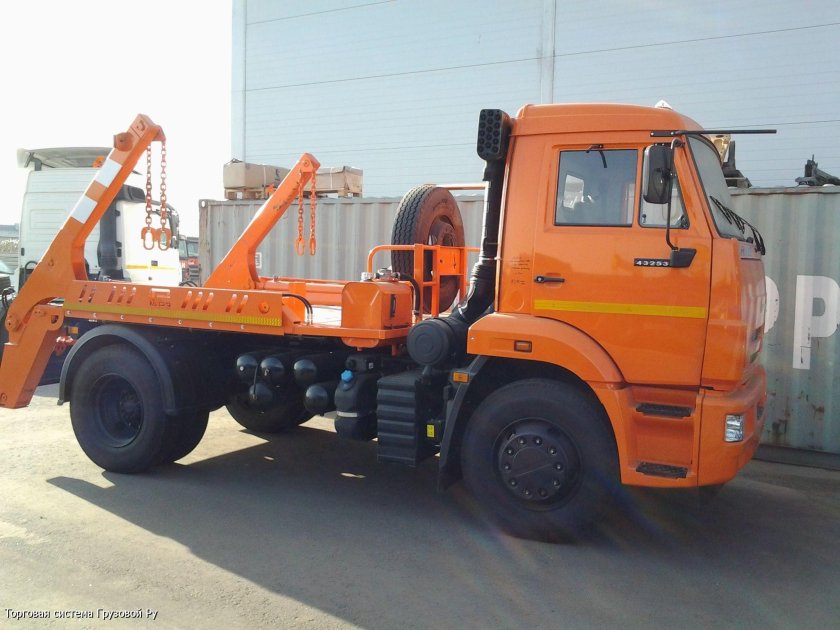 Мусоровоз МК-4512-04