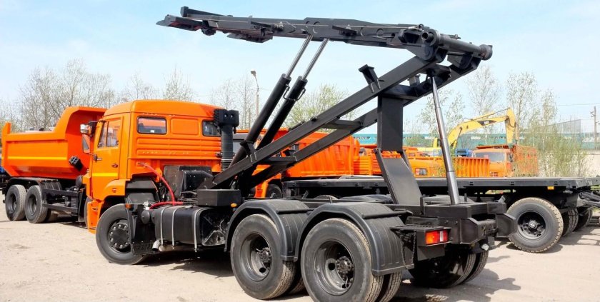КАМАЗ 65115 мультилифт