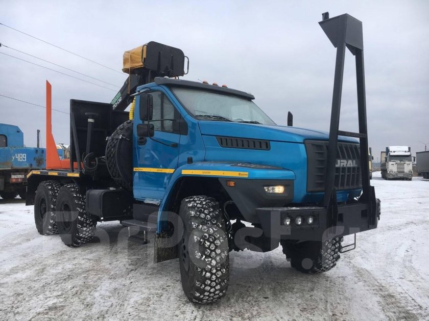 Урал Некст лесовоз