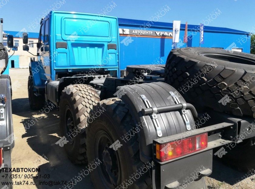 Фото Урал Некст тягач со спальником