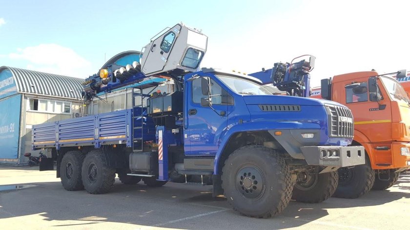 Урал Некст с КМУ