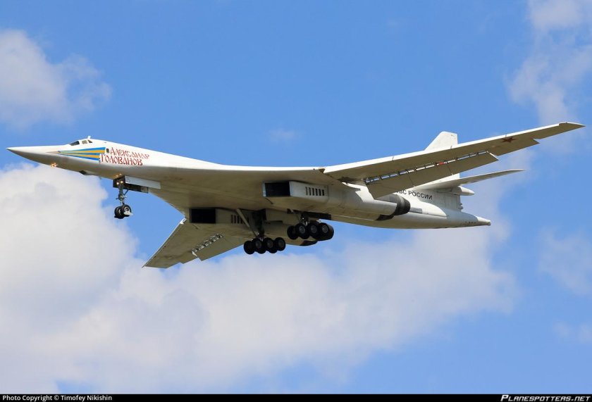 Лебедь самолет ту 160