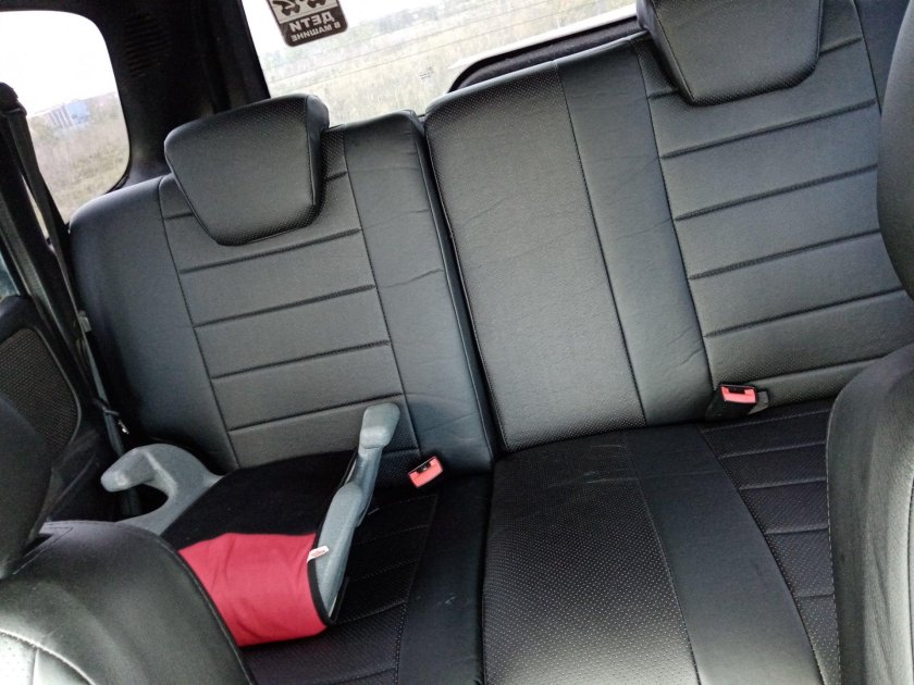 Чехлы Нива Шевроле экокожа