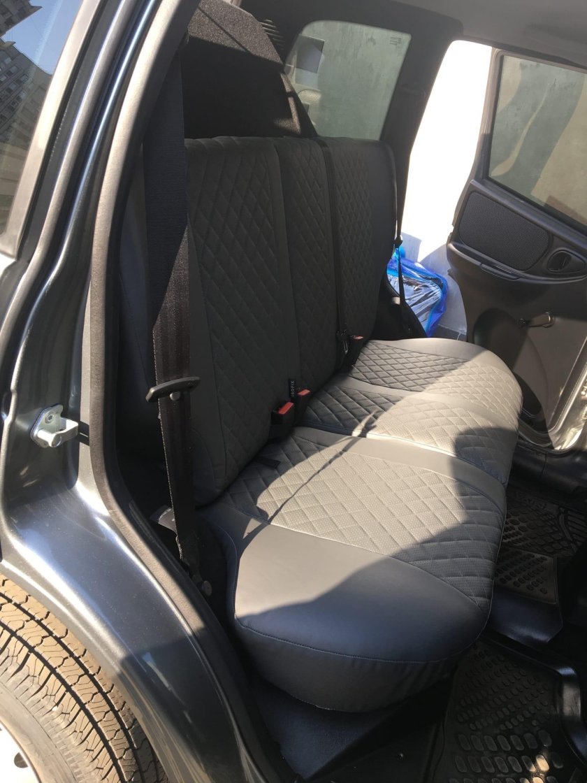 Чехлы Автопилот Нива Тревел