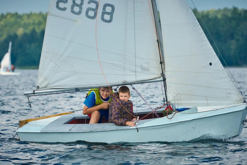 Швертбот оптимист