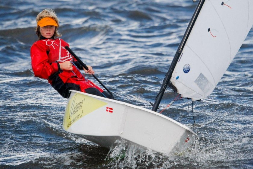 Швертбот оптимист