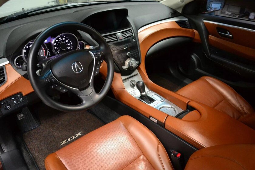 Акура ZDX салон