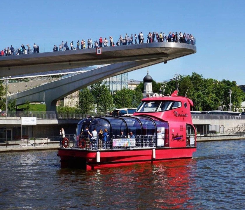 Речные трамвайчики Рэдиссон в Москве