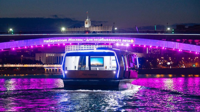 Водный трамвайчик в Москве
