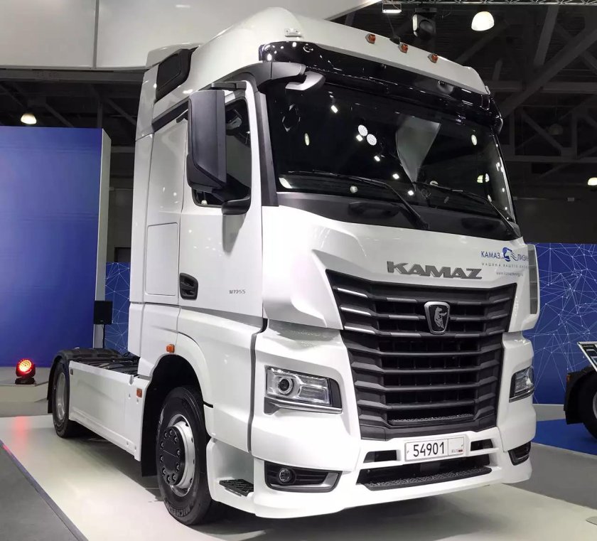 Седельный тягач КАМАЗ 54901