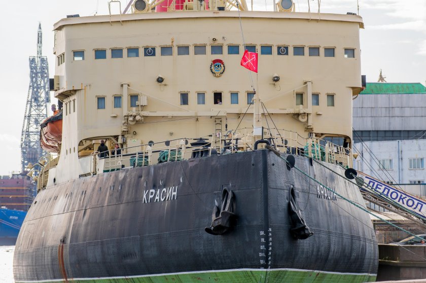 Ледокол Красин в Санкт-Петербурге