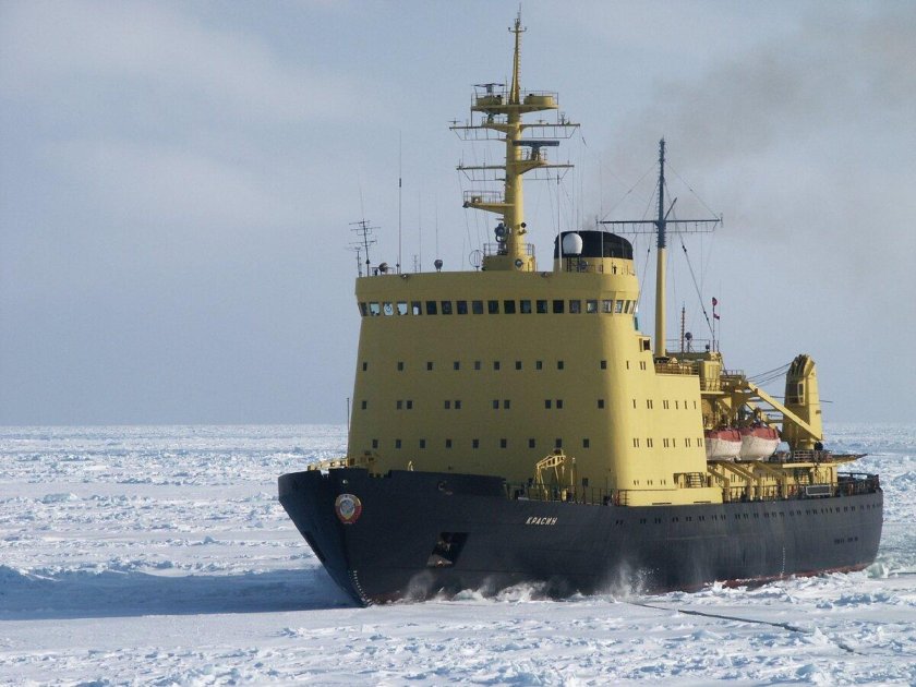 Ледокол Красин Арктика