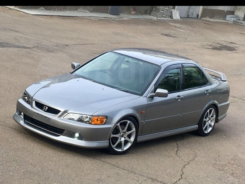 Honda Accord 2000