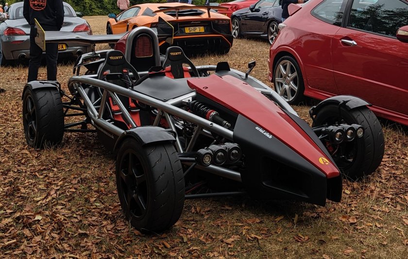 Ariel Atom 1