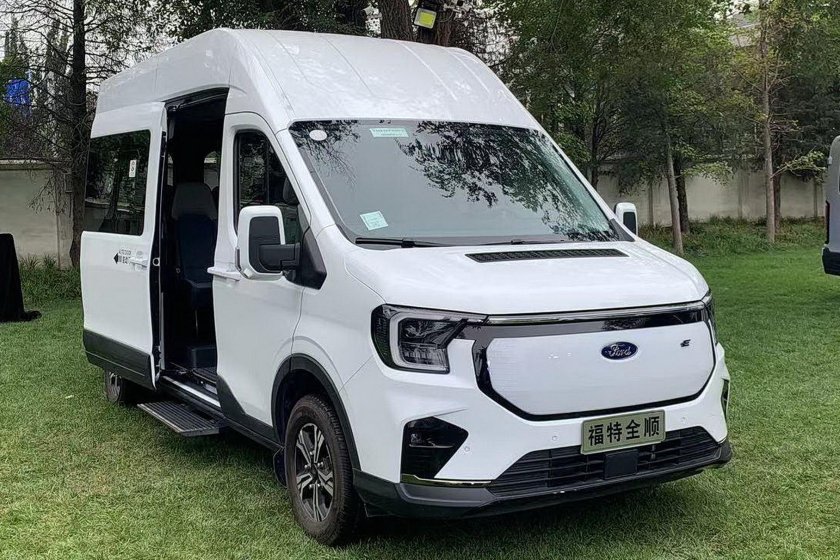 Ford Transit 2024