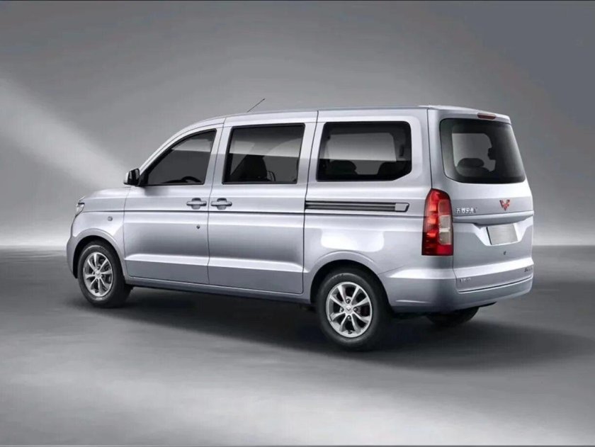 Минивэн Wuling Hongguang