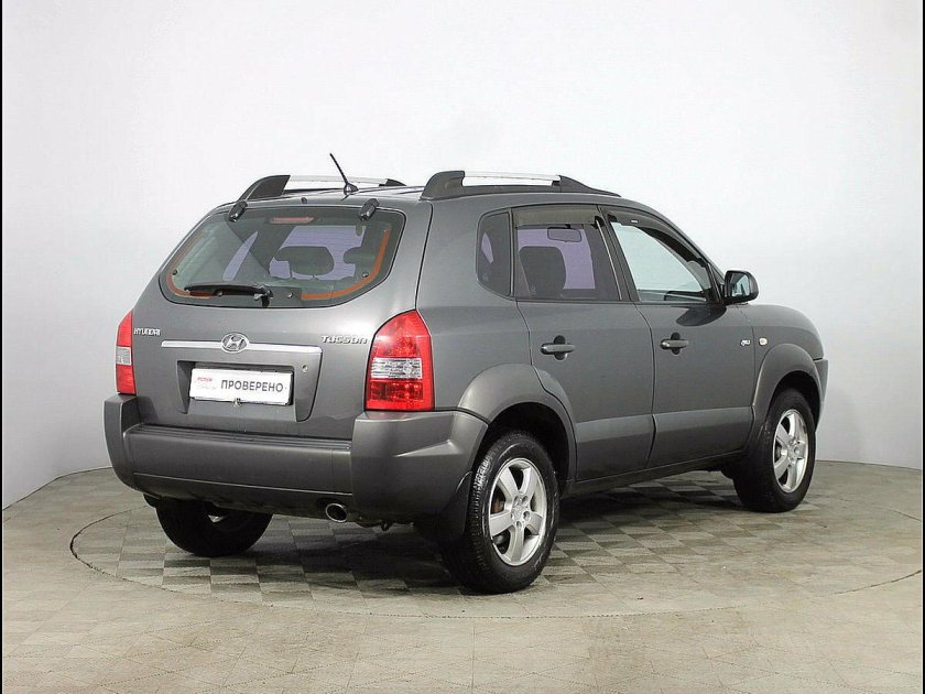 Хендай Туссан 1