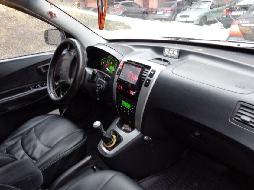 Hyundai Tucson 2005 салон