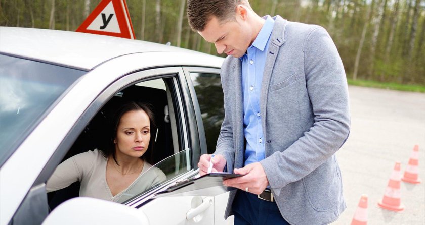 Инструктор по вождению