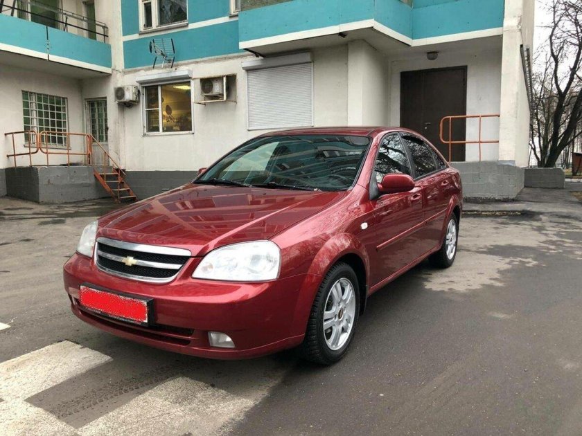 Шевроле Лачетти 2008 красная седан