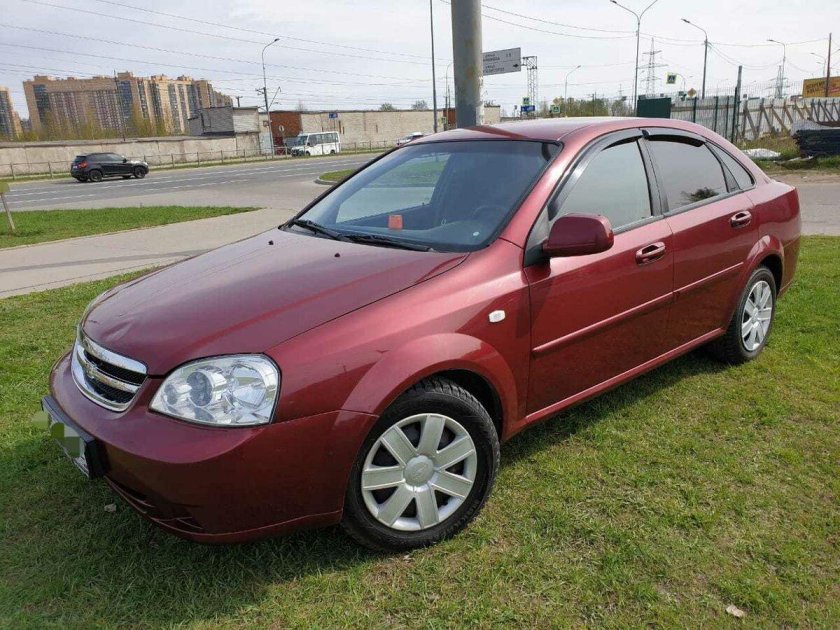 Шевроле Лачетти седан 1.6