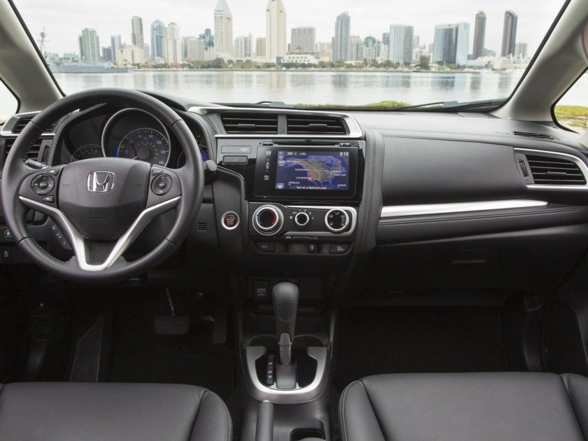 Honda Fit 2016 салон