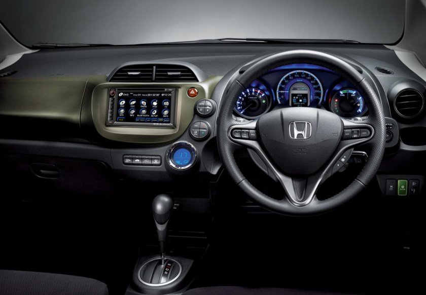 Honda fit hybrid 2012