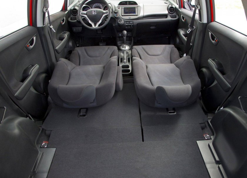 Honda Fit 2010 салон