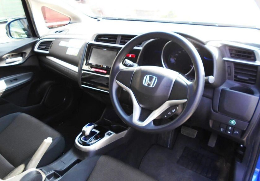 Honda Fit 2016 салон