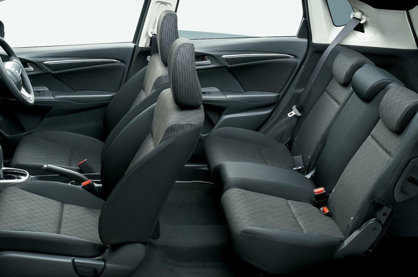Honda fit 2014 салон
