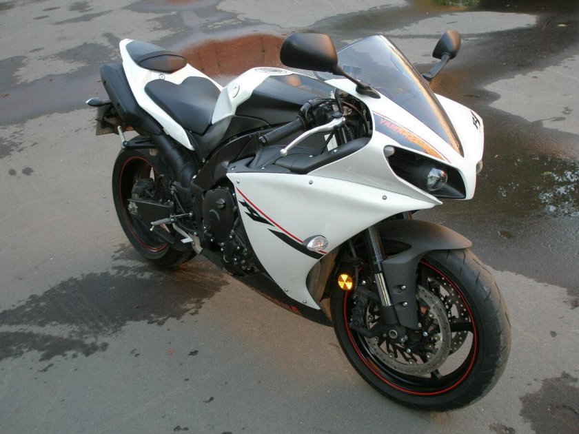 Yamaha r1 2014