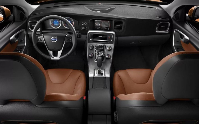 Volvo s60 2010 салон