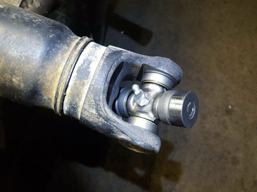 Крестовина кардана тэм2