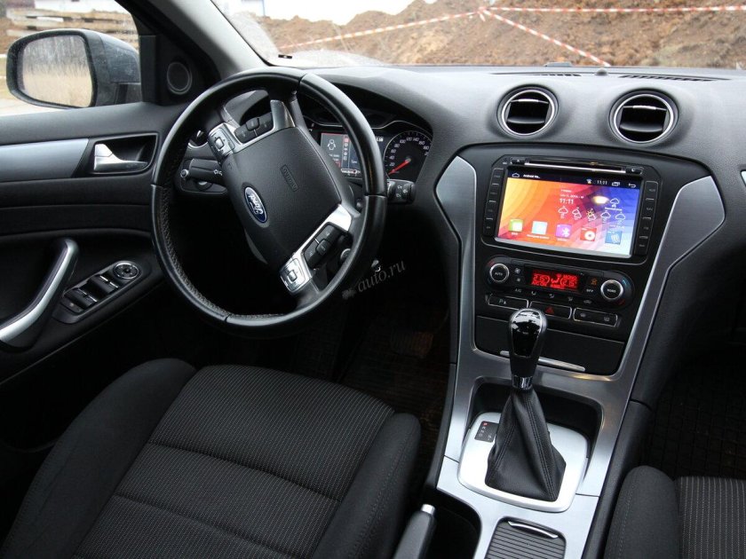 Форд Мондео 4 2.3 салон