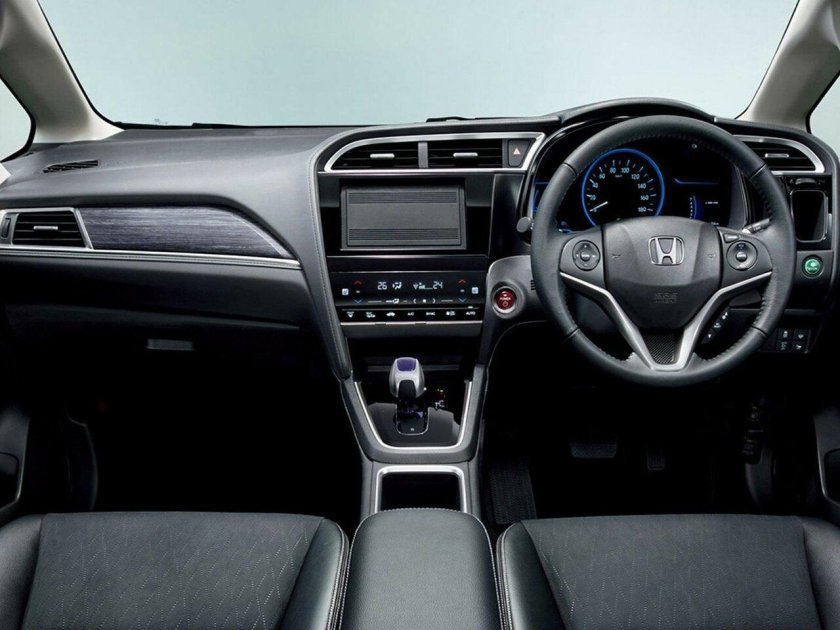 Хонда шатл 2016 салон