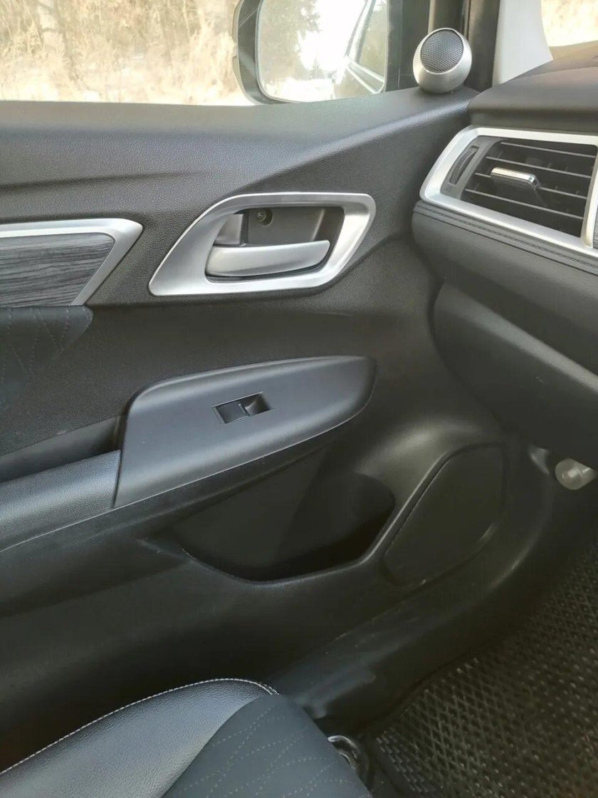 Накладка на кольцо динамика с подсветкой Хонда шаттл