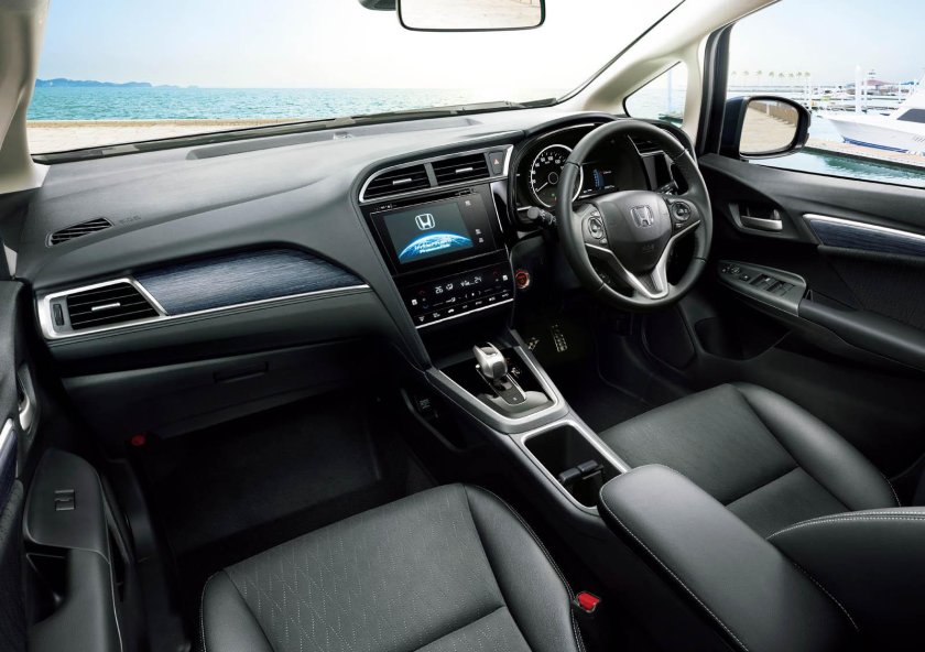 Хонда шаттл гибрид 2015