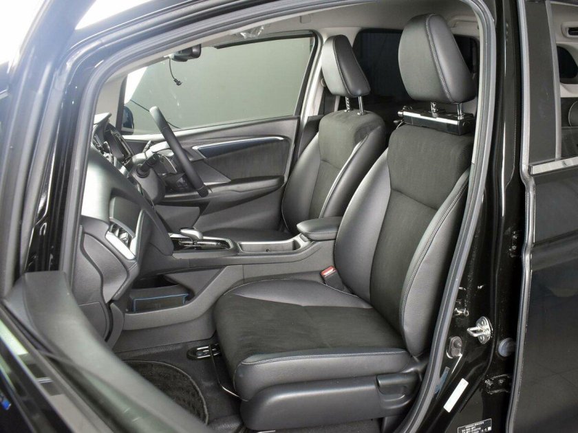 Задний ряд Хонда Шатл 2019г