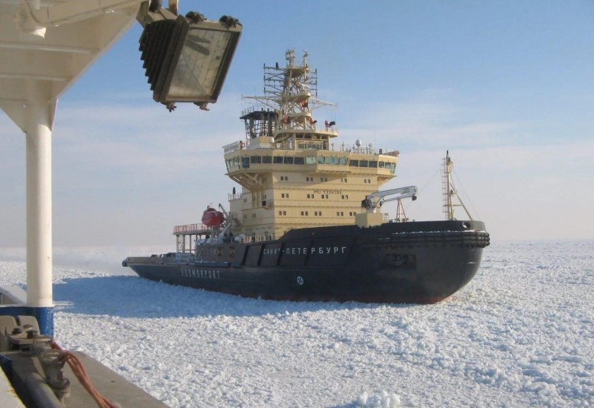 Ледокол Санкт-Петербург