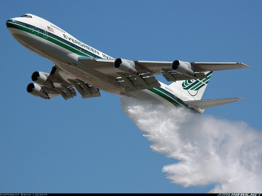 Пожарный самолет Боинг 747