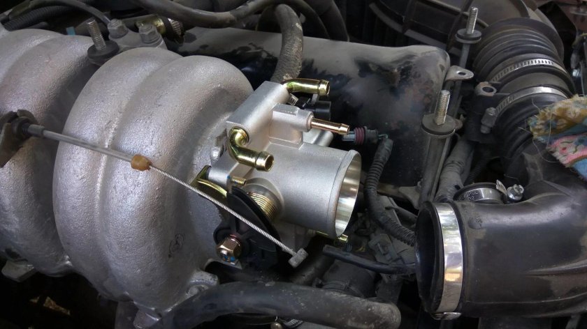 Дроссельная заслонка Нива Шевроле