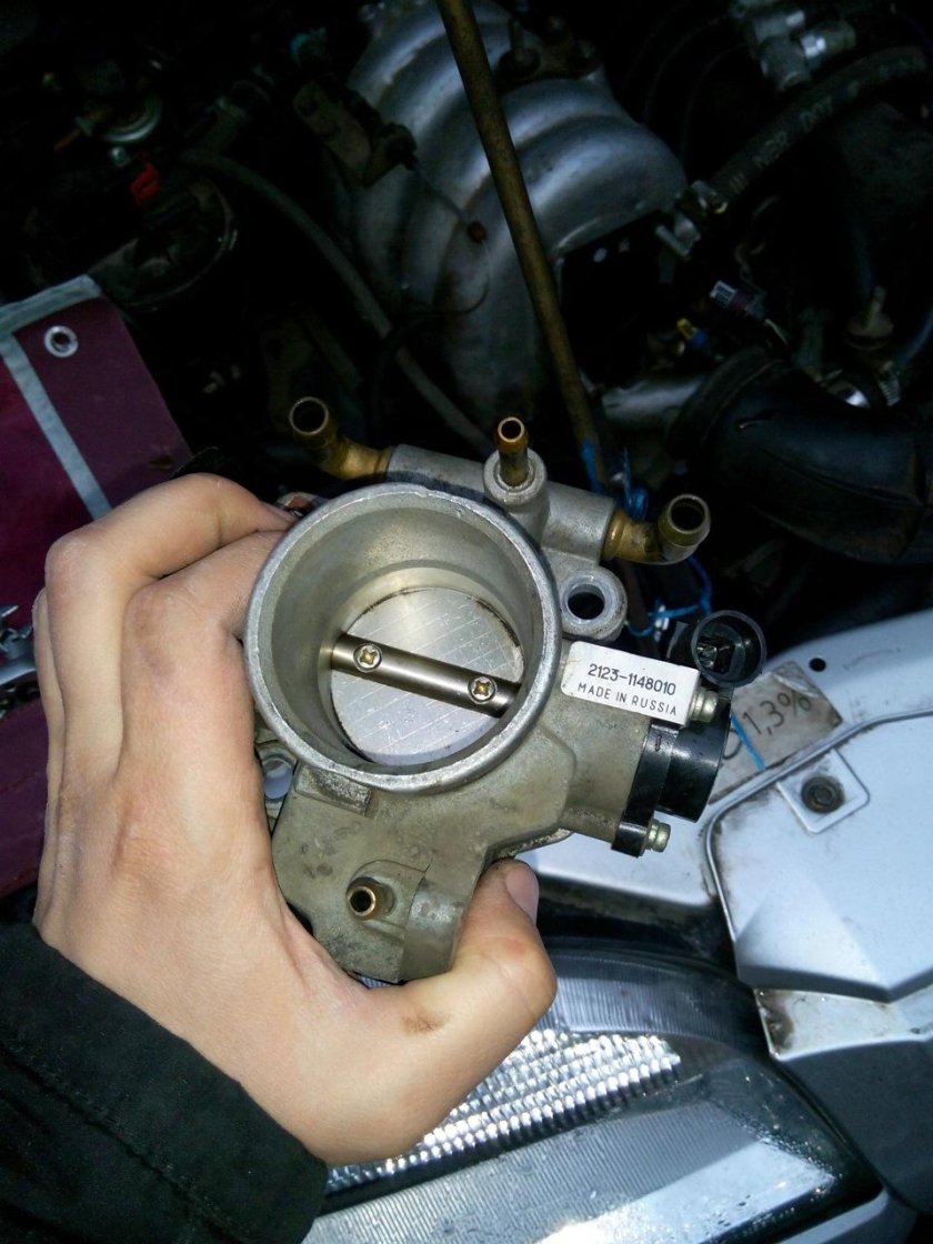 Дроссельный узел Нива 21214 инжектор