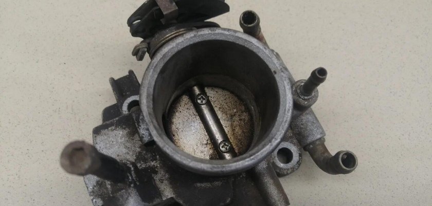 Дроссельная заслонка