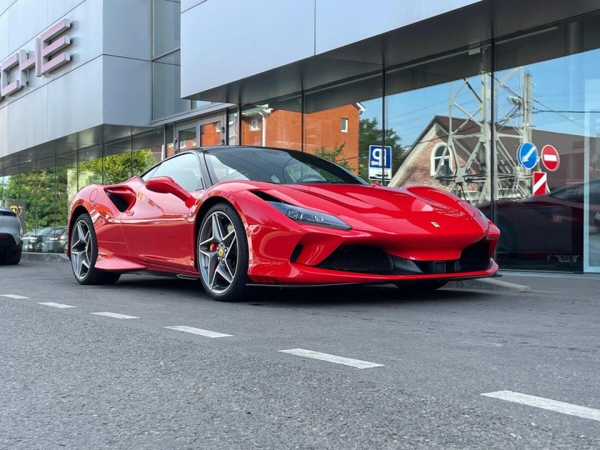 Феррари Трибуто 2022