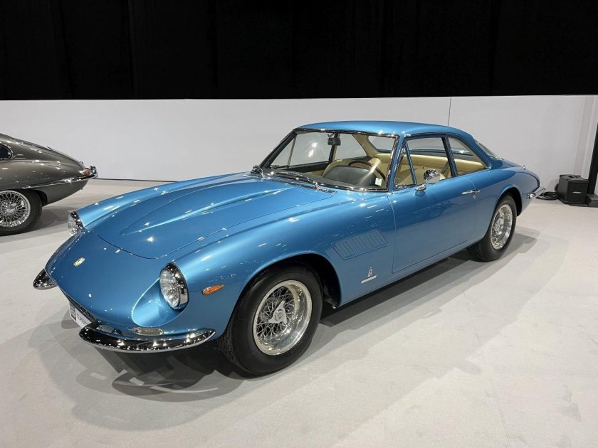 Ferrari 500 superfast